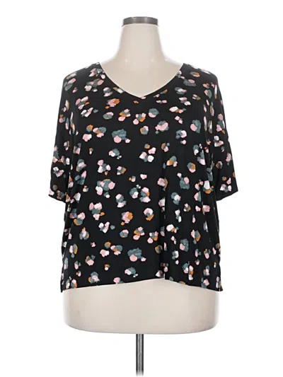 Pre-owned Soma Short Sleeve Top Black Floral Pattern V-neck Tops