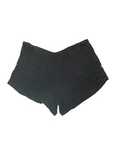 Pre-owned Soma Shorts In Black