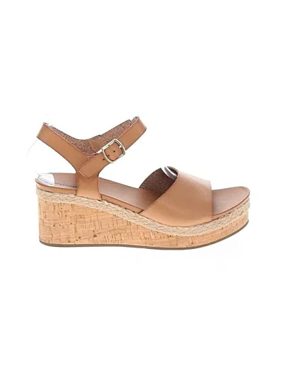 Pre-owned Soma Wedges In Tan