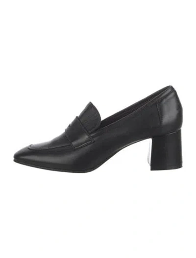 Pre-owned Sophique Leather Loafers In Black