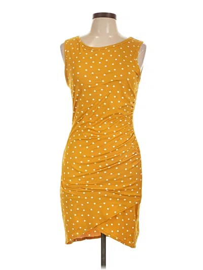 Pre-owned Soprano Casual Dress In Yellow