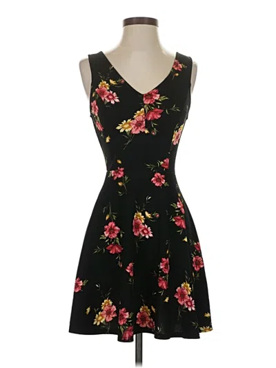 Pre-owned Soprano Cocktail Dress In Black