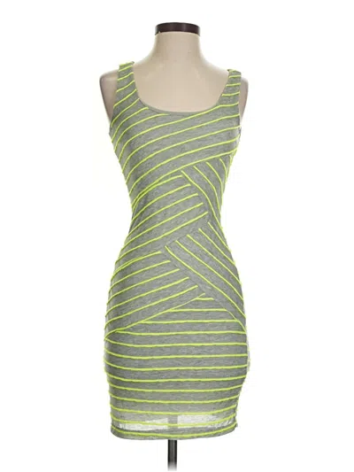 Pre-owned Soprano Cocktail Dress In Green