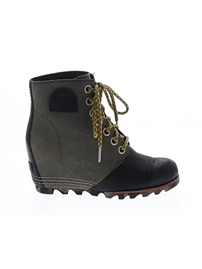 Pre-owned Sorel Ankle Boots In Green