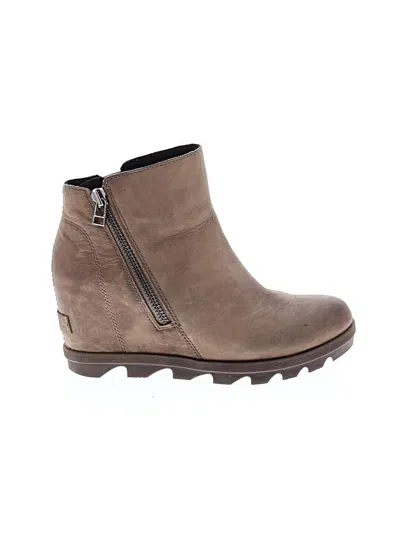 Pre-owned Sorel Ankle Boots In Tan