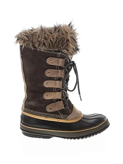 Pre-owned Sorel Boots In Black