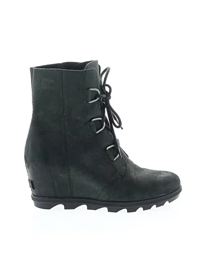 Pre-owned Sorel Boots In Green