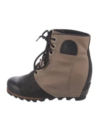 Pre-owned Sorel Canvas Colorblock Pattern Lace-up Boots In Neutral