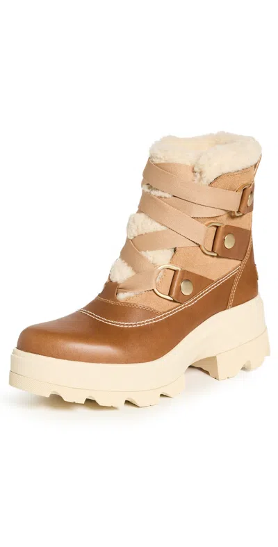 Sorel Joan Cozy Boots Tawny Buff/honey White In Brown