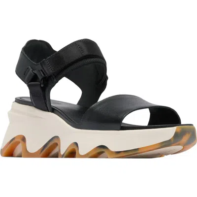 Sorel Kinetic™ Y-strap Sandal