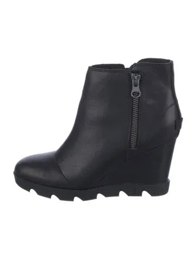 Pre-owned Sorel Leather Boots In Black