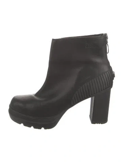 Pre-owned Sorel Leather Boots In Black
