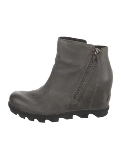 Pre-owned Sorel Leather Boots In Gray