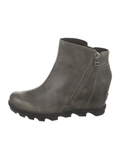 Pre-owned Sorel Leather Boots In Gray
