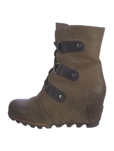 Pre-owned Sorel Leather Boots In Neutral