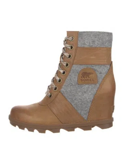Pre-owned Sorel Leather Boots In Neutral