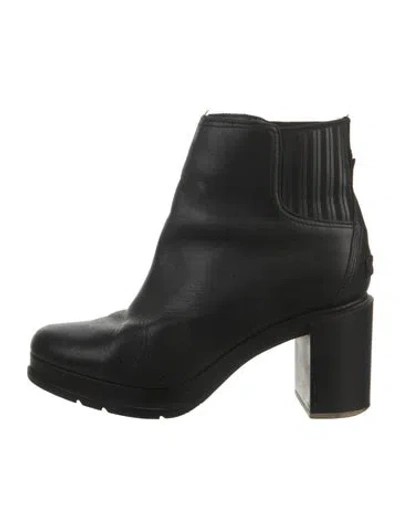 Pre-owned Sorel Leather Chelsea Boots In Black