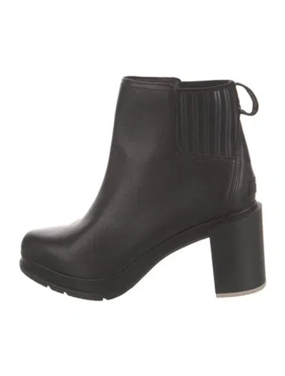 Pre-owned Sorel Leather Chelsea Boots In Black