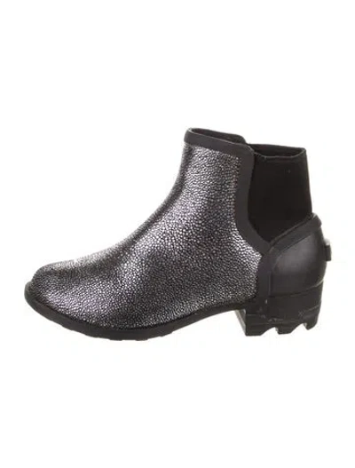 Pre-owned Sorel Leather Chelsea Boots In Black