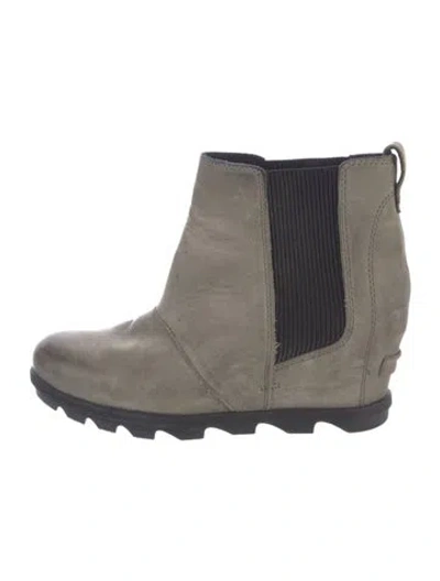 Pre-owned Sorel Leather Chelsea Boots In Gray