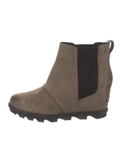 Pre-owned Sorel Leather Chelsea Boots In Green
