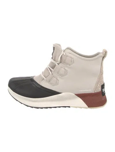 Pre-owned Sorel Leather Colorblock Pattern Lace-up Boots In Neutral