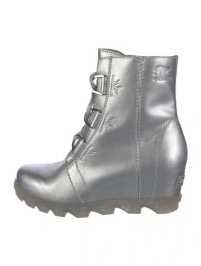 Pre-owned Sorel Leather Combat Boots In Silver