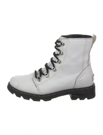 Pre-owned Sorel Leather Combat Boots In White