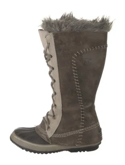 Pre-owned Sorel Leather Faux Fur Trim Snow Boots In Grey