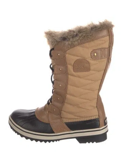 Pre-owned Sorel Leather Faux Fur Trim Snow Boots In Neutrals
