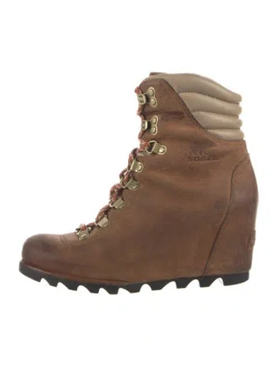 Pre-owned Sorel Leather Hiking Boots In Brown