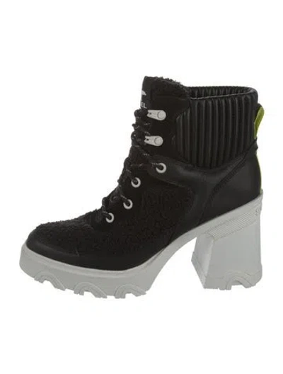 Pre-owned Sorel Leather Lace-up Boots In Black