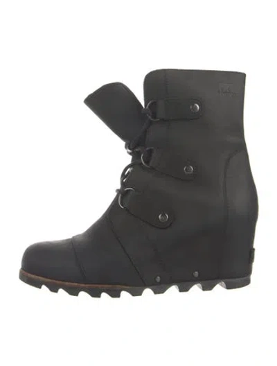 Pre-owned Sorel Leather Lace-up Boots In Black