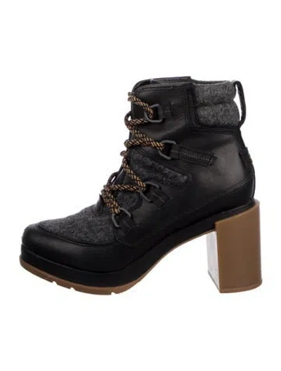Pre-owned Sorel Leather Lace-up Boots In Black