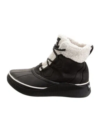 Pre-owned Sorel Leather Lace-up Boots In Black