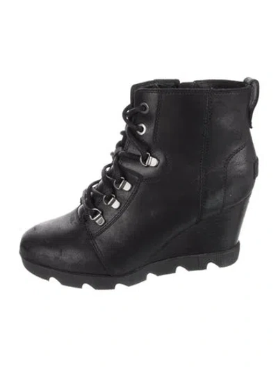 Pre-owned Sorel Leather Lace-up Boots In Black
