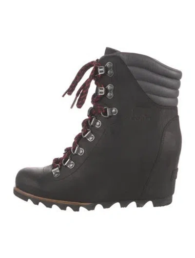 Pre-owned Sorel Leather Lace-up Boots In Black