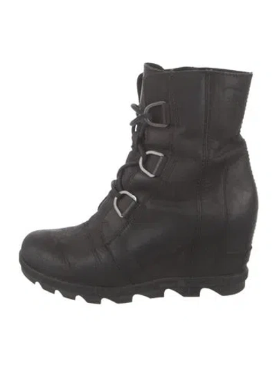 Pre-owned Sorel Leather Lace-up Boots In Black