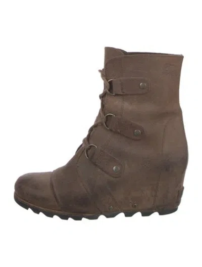 Pre-owned Sorel Leather Lace-up Boots In Brown