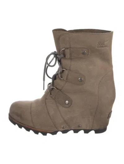 Pre-owned Sorel Leather Lace-up Boots In Brown
