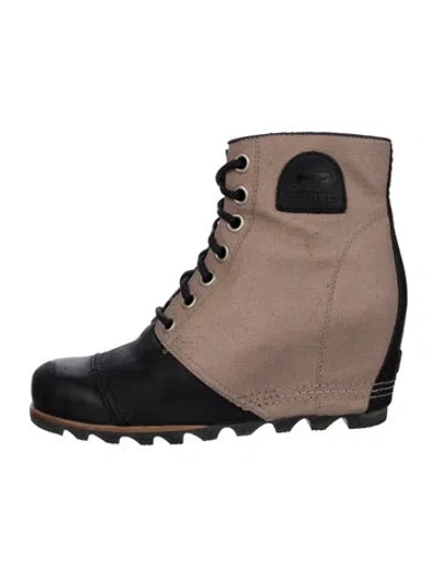 Pre-owned Sorel Leather Lace-up Boots In Brown