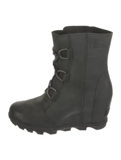 Pre-owned Sorel Leather Lace-up Boots In Green