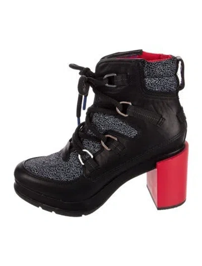 Pre-owned Sorel Leather Lace-up Boots In Multi