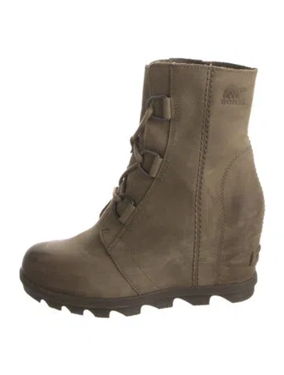 Pre-owned Sorel Leather Lace-up Boots In Neutral
