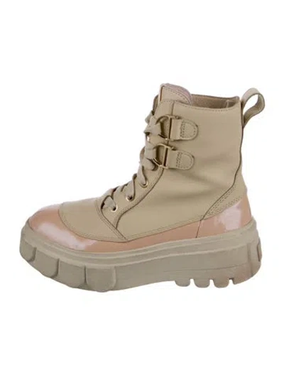 Pre-owned Sorel Leather Lace-up Boots In Yellow