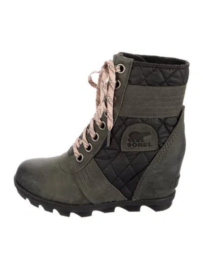 Pre-owned Sorel Leather Printed Combat Boots In Green