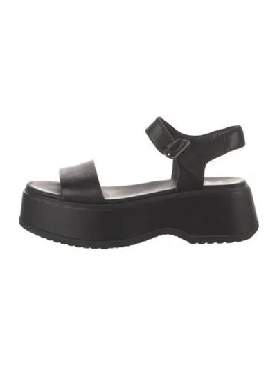Pre-owned Sorel Leather Sandals In Black