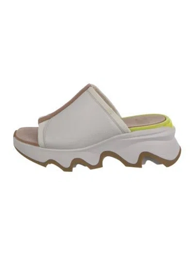 Pre-owned Sorel Leather Sandals In White