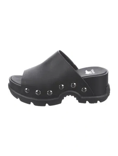 Pre-owned Sorel Leather Slides In Black