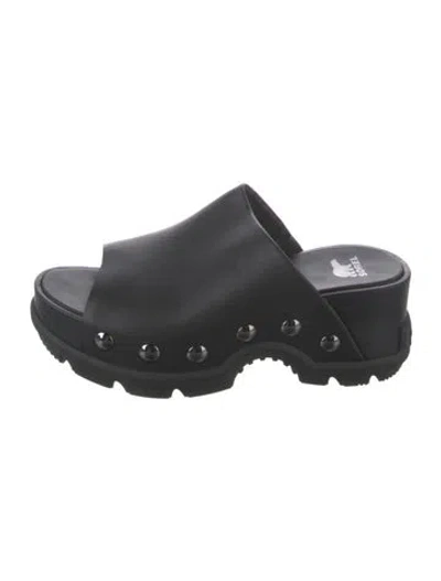 Pre-owned Sorel Leather Slides In Black